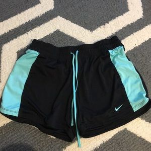 Nike women’s running shorts